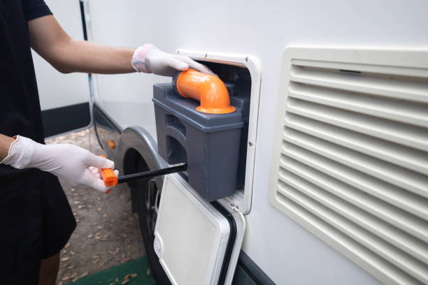 Best Portable toilet rental cost  in Ives Estates, FL
